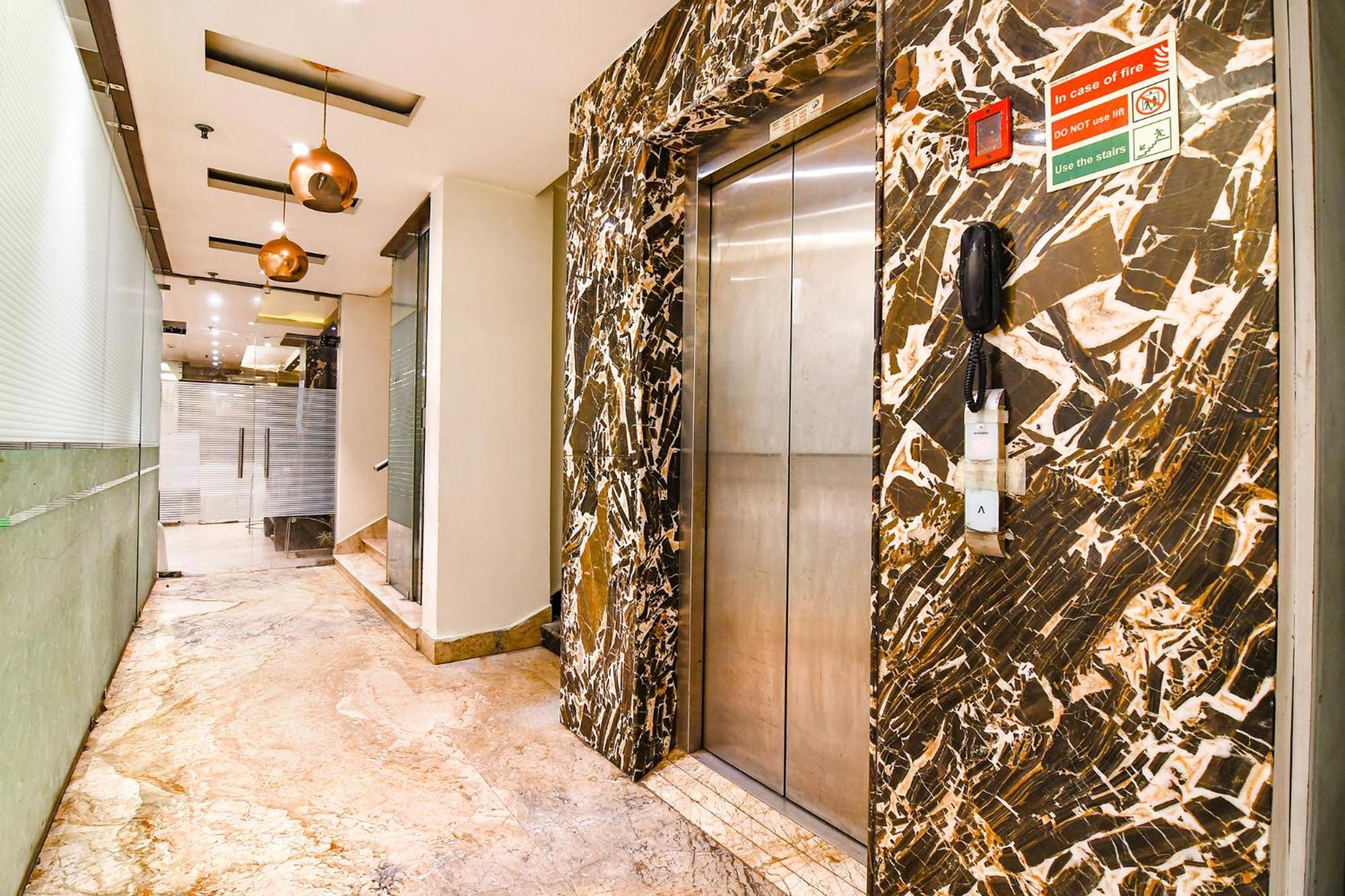 Fabhotel Prime Ivory Inn - Park Circus 콜카타 외부 사진